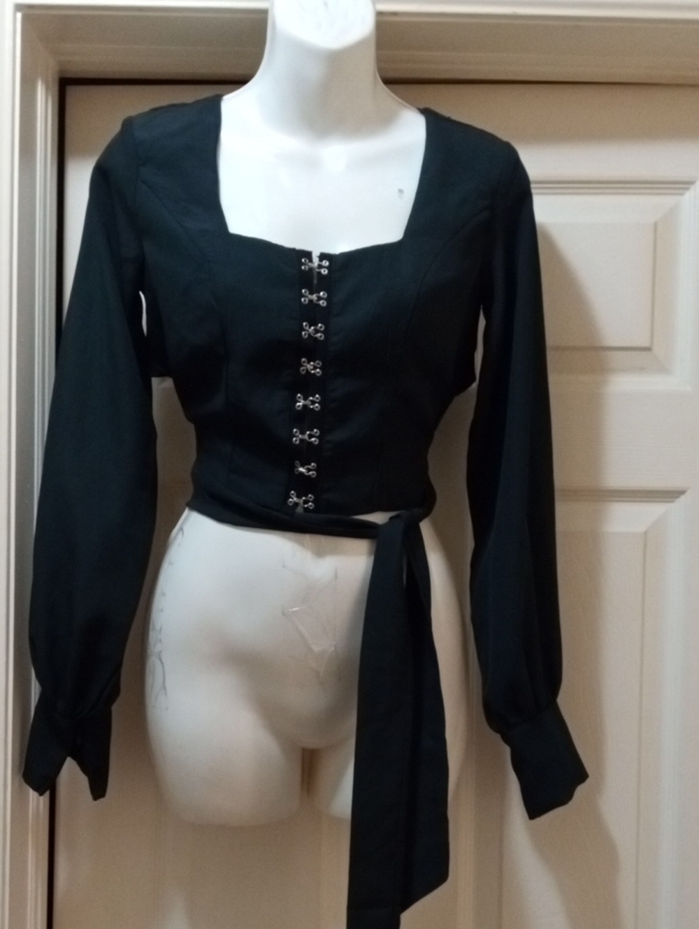 Black Hook-and-Eye Cropped Square-Neck Blouse with Self Tie